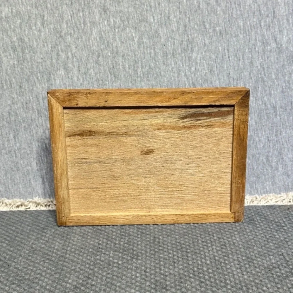 N/A vintage wooden